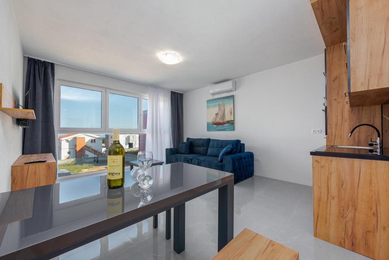 Appartements Vir Esterno foto