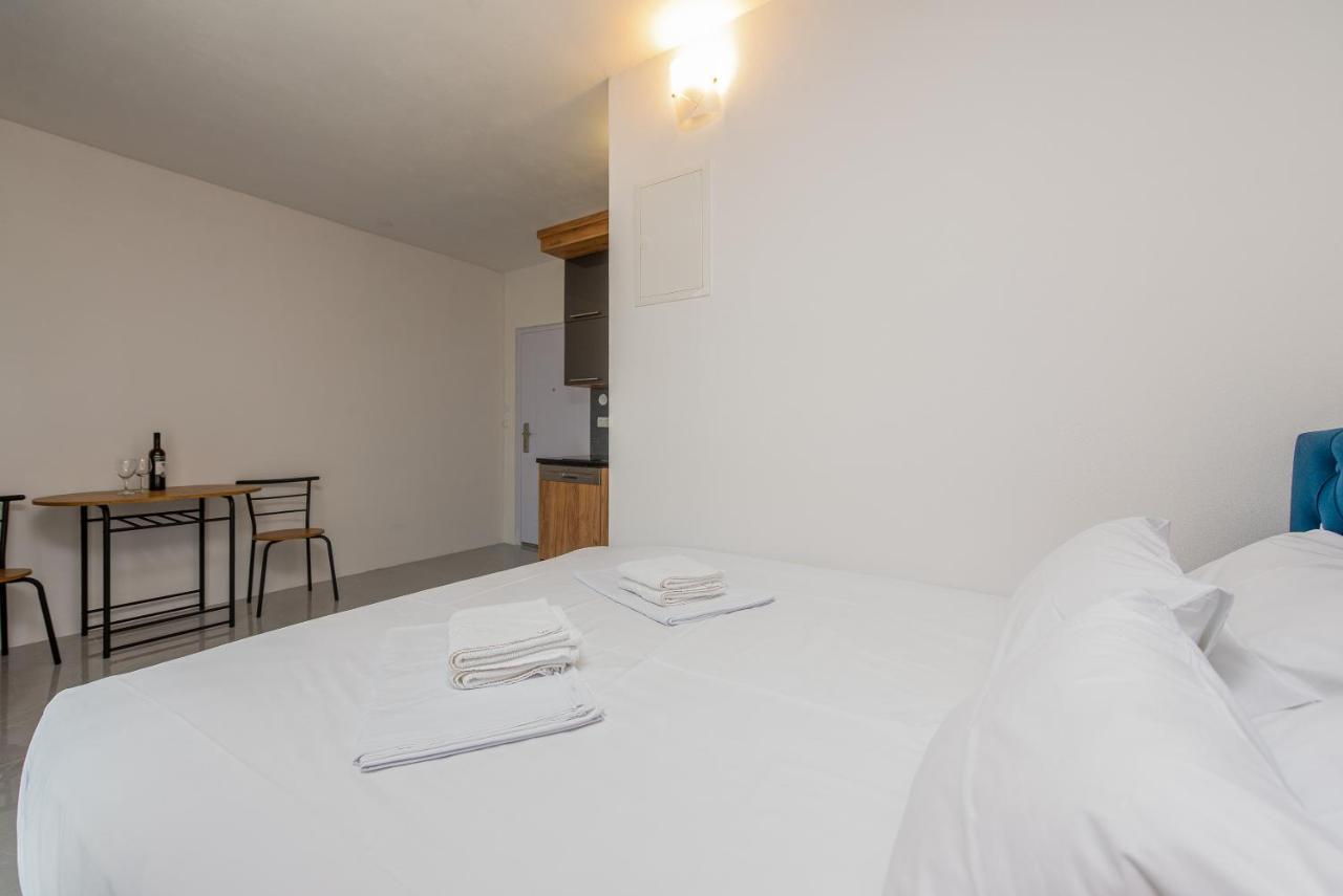 Appartements Vir Esterno foto