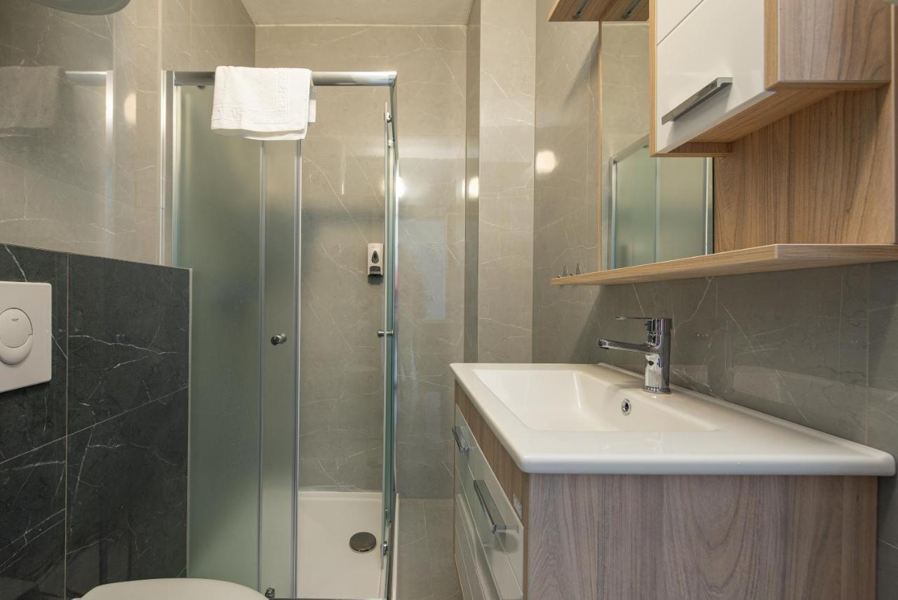 Appartements Vir Esterno foto
